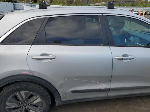 KNDCB3LC3L5377363 KIA NIRO LX