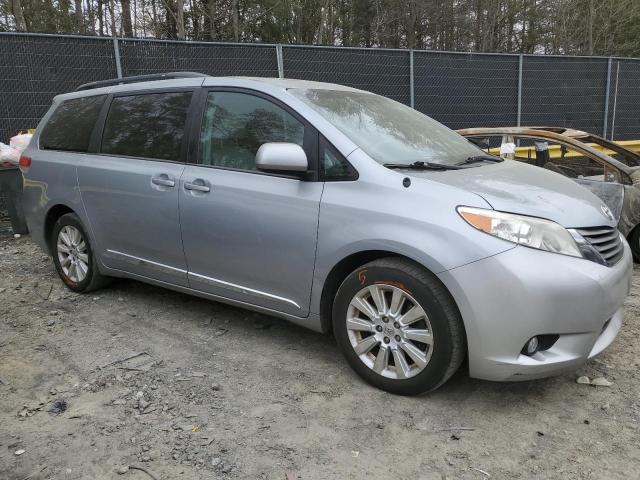 5TDDK3DC9ES093770 Toyota SIENNA XLE