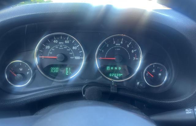 1C4BJWEG0JL807715 Jeep Wrangler Unlimited Sahara