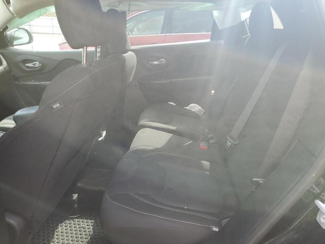 1C4PJMCS4HW546048 Jeep Cherokee Latitude