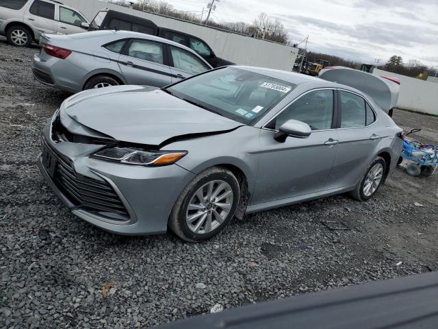 Auction sale of the 2021 Toyota Camry Le, vin: 4T1C11BK6MU029365, lot number: 51703004