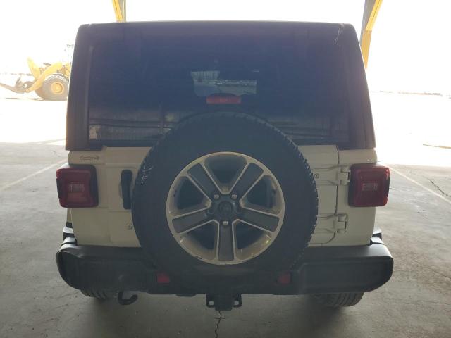 1C4HJXEG6JW254454 Jeep Wrangler Unlimited Sahara
