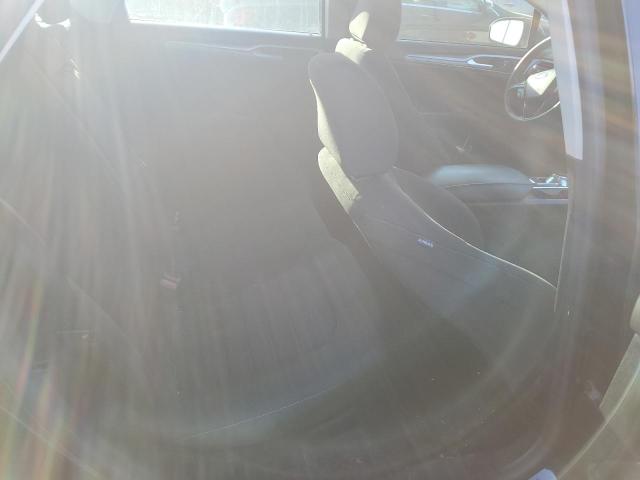 3FA6P0HD7LR258023 Ford FUSION SE