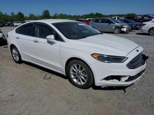 3FA6P0HD8HR114746 Ford FUSION SE