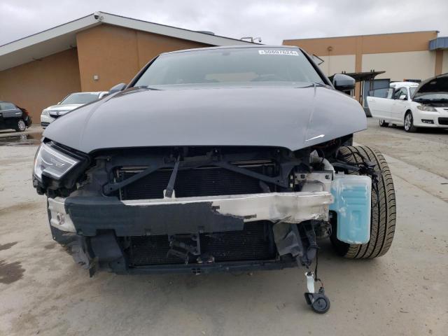 WAUB8GFFXJ1061628 Audi A3 PREMIUM