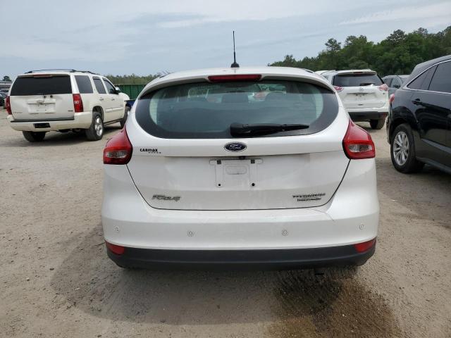 1FADP3N21GL205527 Ford Focus Titanium