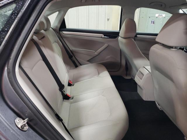 1VWAA7A33JC031324 Volkswagen PASSAT S