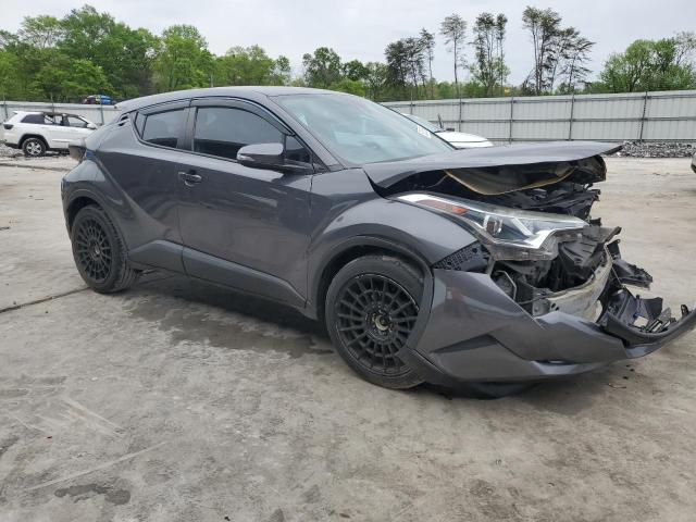 NMTKHMBX1JR011167 Toyota C-HR XLE