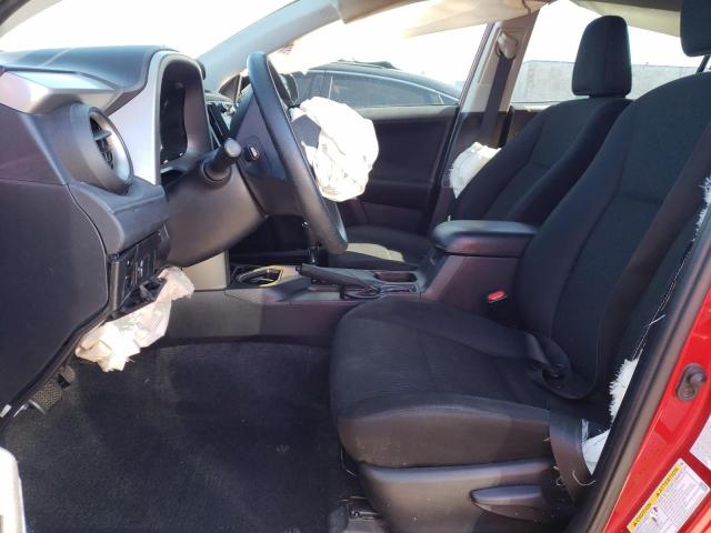 2T3BFREV3GW512552 Toyota RAV4 LE