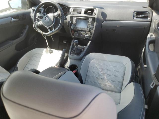 3VWB17AJ2GM412625 Volkswagen Jetta Sport