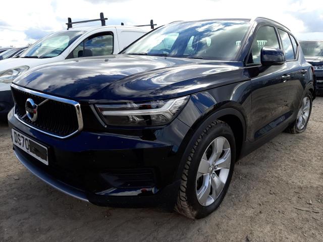 Auction sale of the 2020 Volvo Xc40 Momen, vin: *****************, lot number: 52435964