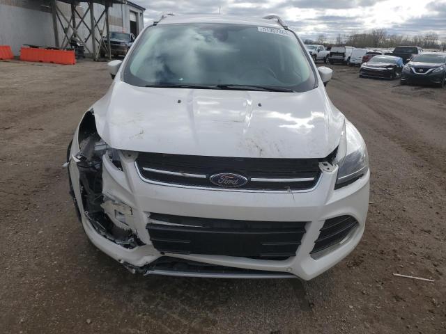 1FMCU0J95EUD71598 Ford Escape Titanium