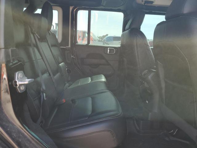 1C4HJXENXMW601352 Jeep Wrangler Unlimited Sahara