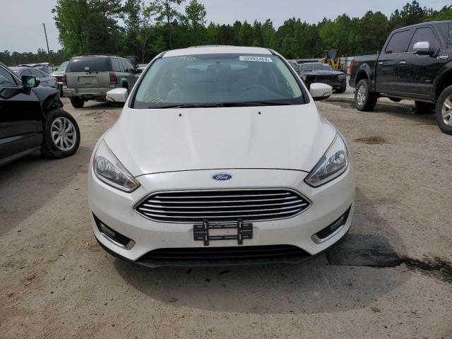 1FADP3N21GL205527 Ford Focus Titanium