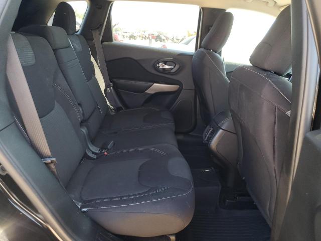 1C4PJMCS3HW596777 Jeep Cherokee Latitude