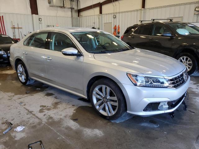 1VWGT7A35HC001921 Volkswagen PASSAT SE