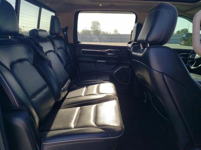 1C6SRFJT6KN653973 RAM 1500 Laie