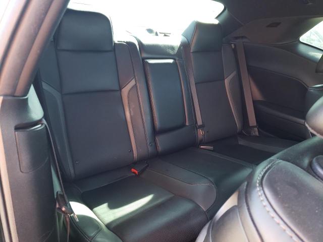2C3CDZAG0GH290381 Dodge Challenger Sxt