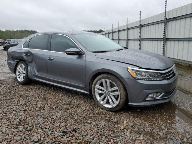 1VWGT7A38HC057612 Volkswagen PASSAT SE