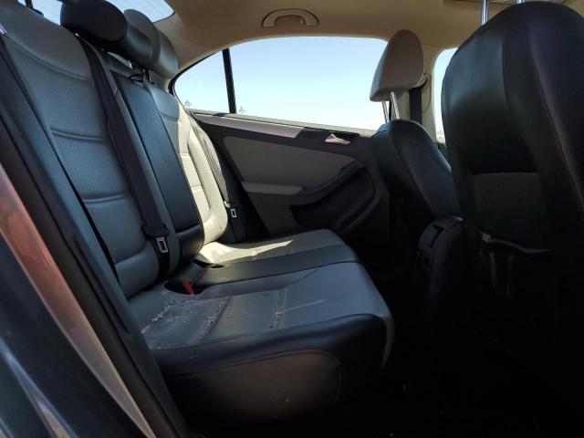 3VW637AJ1EM210111 Volkswagen Jetta Hybrid