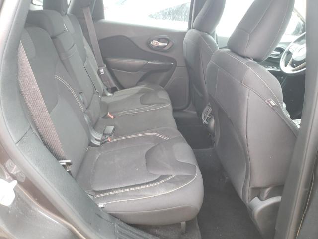 1C4PJLCB6FW539769 Jeep Cherokee Latitude