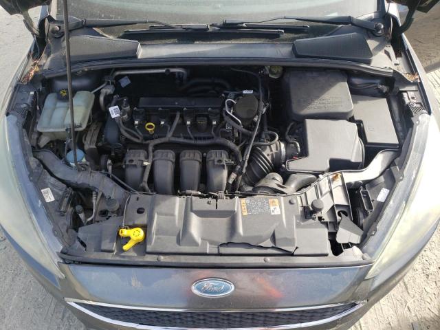 1FADP3K29FL228024 Ford FOCUS SE
