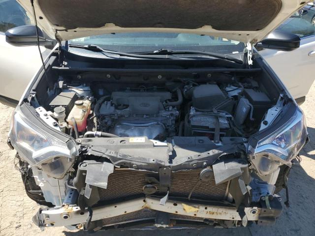JTMBFREV3HJ117206 Toyota RAV4 LE