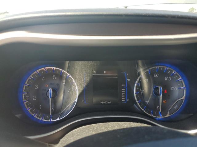2C4RC1DG4LR145077 Chrysler Voyager Lxi