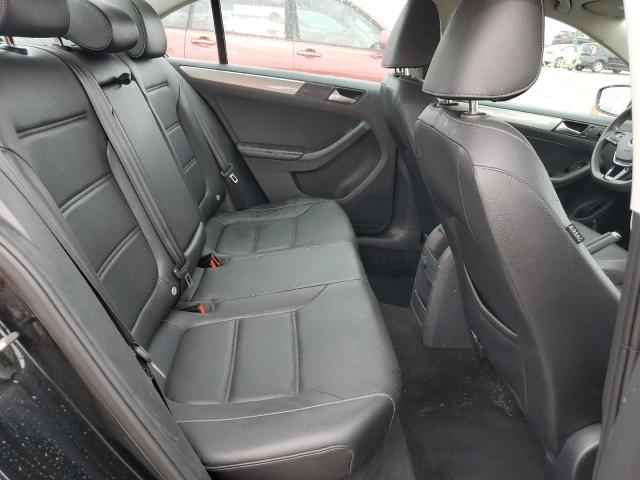 3VWDB7AJ1JM212655 Volkswagen JETTA SE