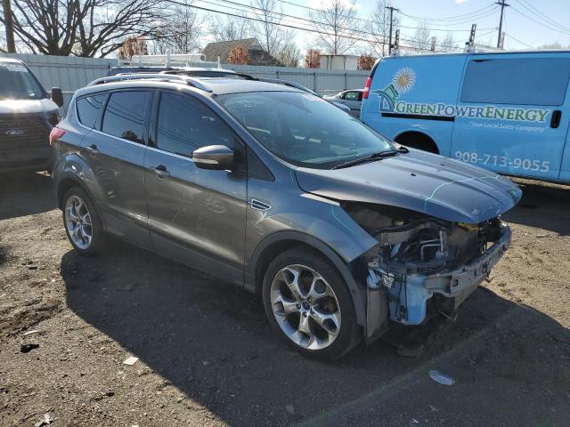 1FMCU0J91EUD63496 Ford Escape Titanium