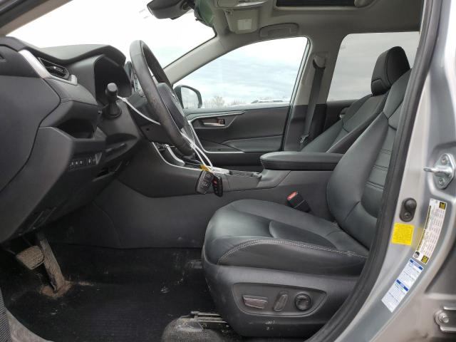 2T3A1RFV2MC204777 Toyota Rav4 Xle Premium