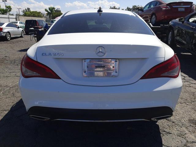 WDDSJ4EB1JN679083 Mercedes-Benz CLA 250