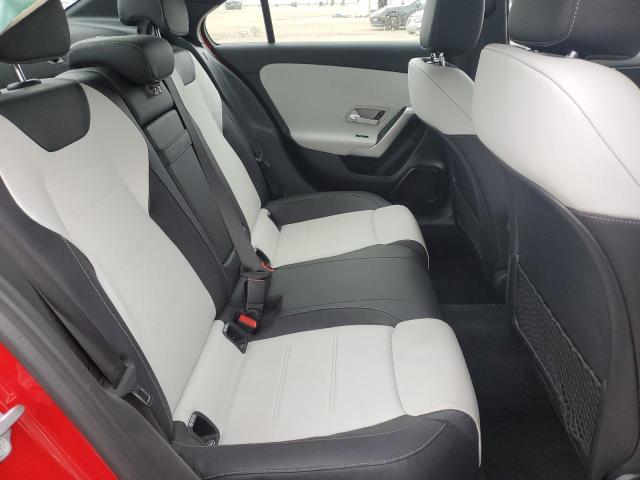 WDD3G4EB7KW031021 Mercedes-Benz A 220