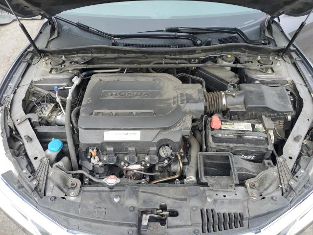 1HGCR3F94HA018633 Honda Accord Touring