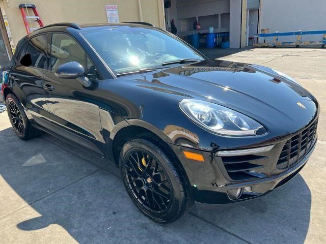Auction sale of the 2017 Porsche Macan, vin: WP1AA2A57HLB01259, lot number: 51233194