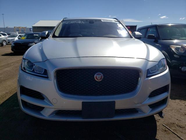 SADCJ2BN2HA492216 Jaguar F-pace Premium