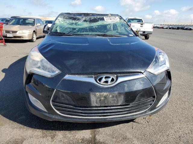 KMHTC6ADXGU258615 Hyundai Veloster