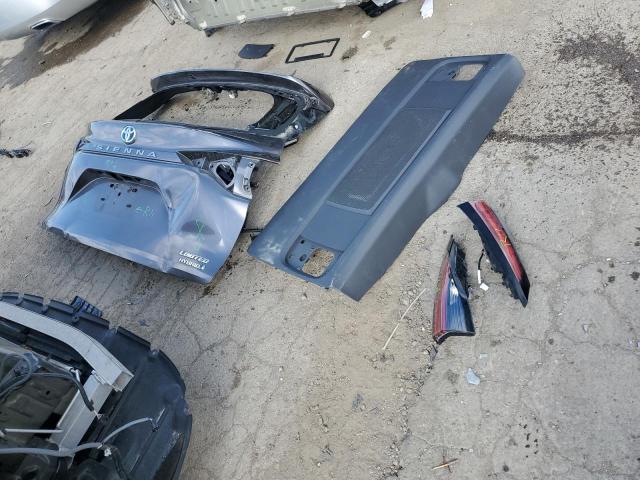 5TDZRKEC6MS011373 Toyota Sienna Limited