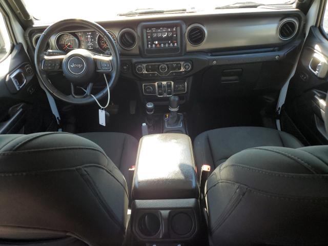 1C4HJXDG4JW232230 Jeep Wrangler Unlimited Sport