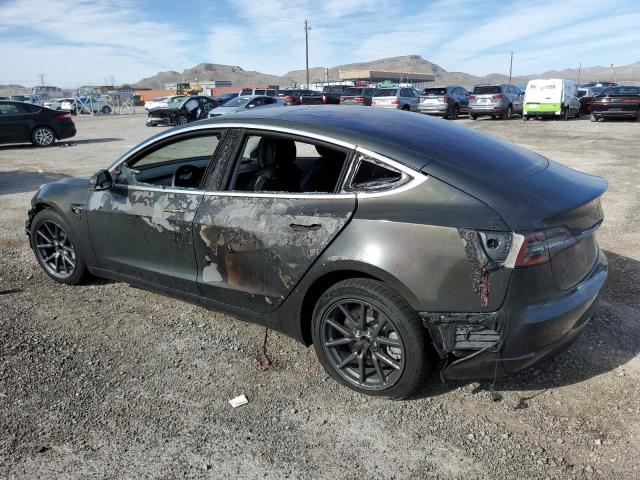 5YJ3E1EAXJF046122 Tesla MODEL 3