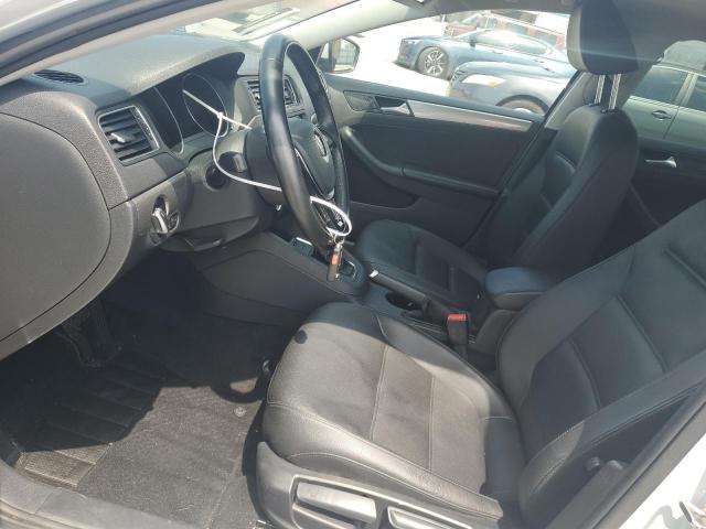 3VWDB7AJ2HM397387 Volkswagen JETTA SE