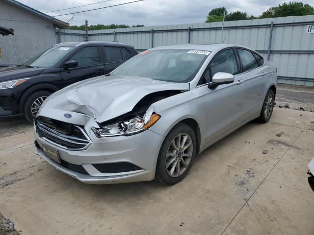 3FA6P0HDXHR175080 Ford FUSION SE