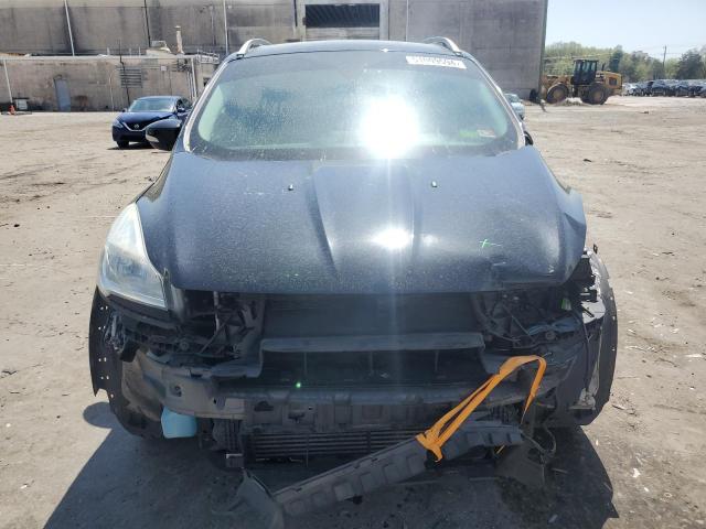 1FMCU0J99EUD71443 Ford Escape Titanium