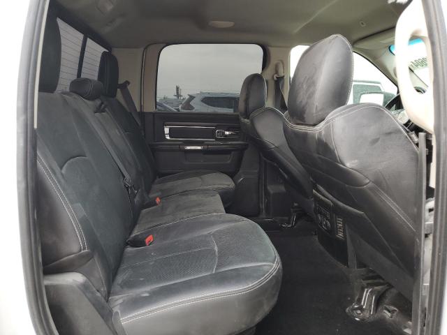 1C6RR7NT8JS148967 RAM 1500 Laie