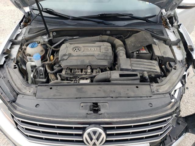 1VWBT7A38HC003141 Volkswagen PASSAT SE