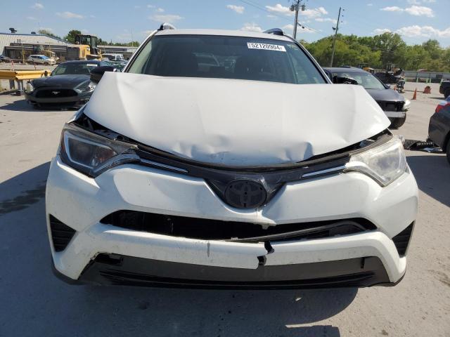 JTMZFREV8GJ069392 Toyota RAV4 LE