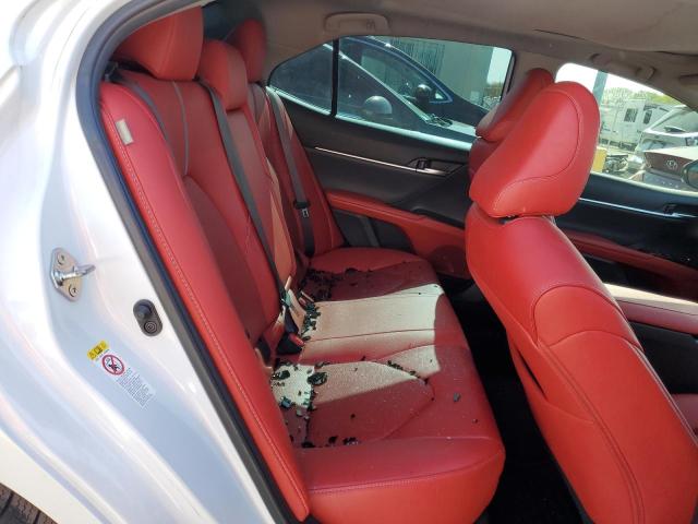 4T1BZ1HK3KU026805 Toyota CAMRY XSE