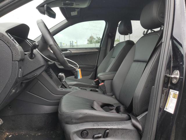 3VVCB7AX3PM030579 Volkswagen Tiguan Se R-line Black