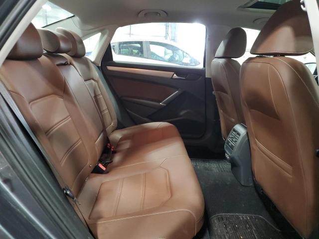 1VWSA7A38NC003710 Volkswagen PASSAT SE