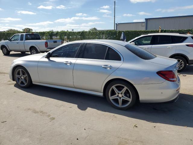 WDDZF4KB4HA020128 Mercedes-Benz E 300 4matic